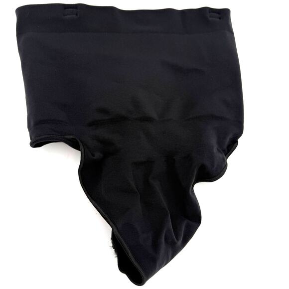 Skims Black Onyx Seamless Sculpt Mid Waisted Thong NWOT Size Medium - Picture 1 of 4